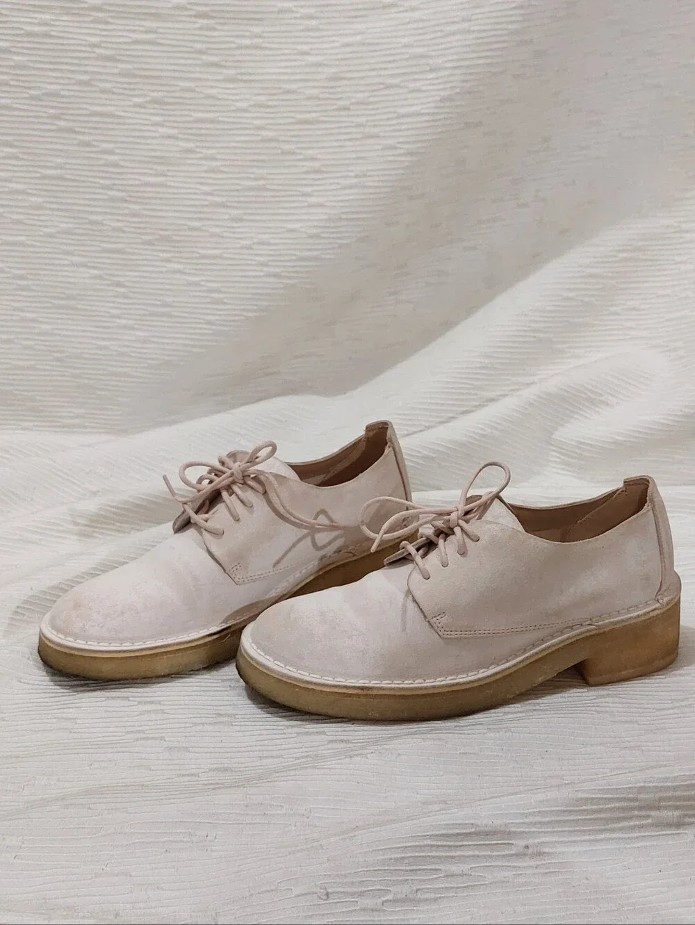 Clarks Women's Suede Lace-Up Oxfords in Light Blush Size 9